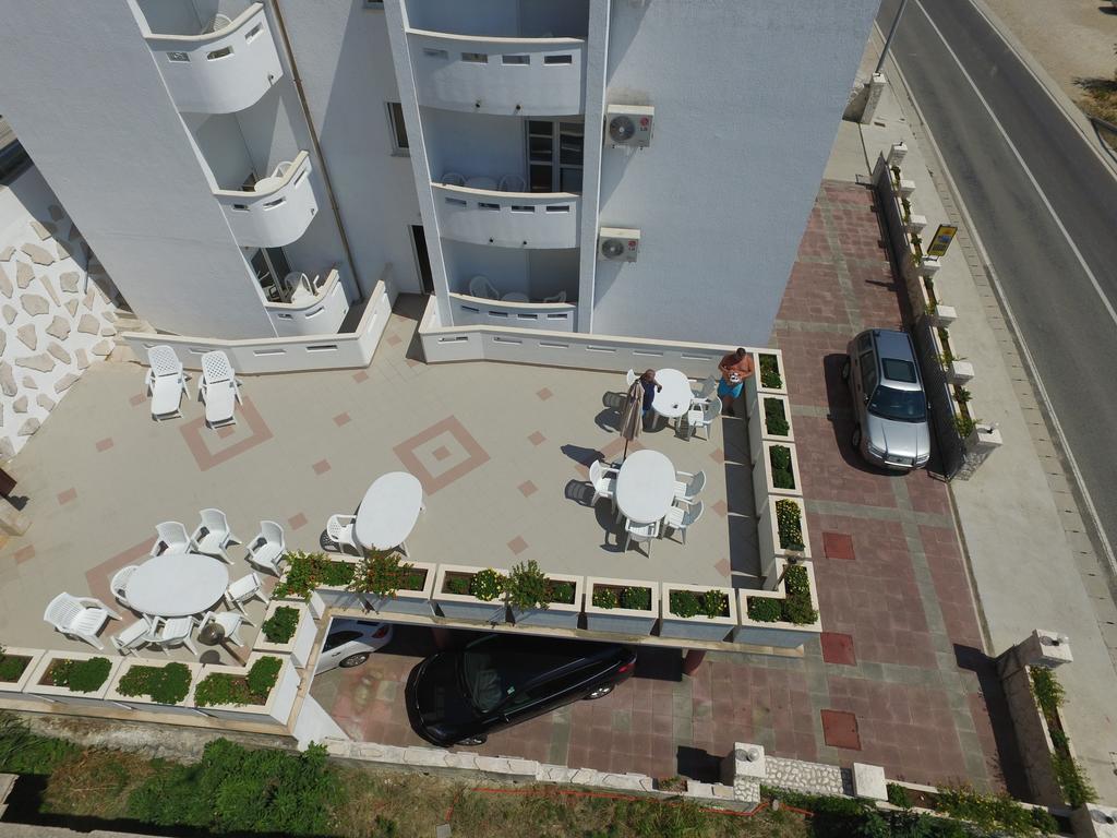 Sunrise Apartments And Studio Apartments Локва Рогозница Екстериор снимка