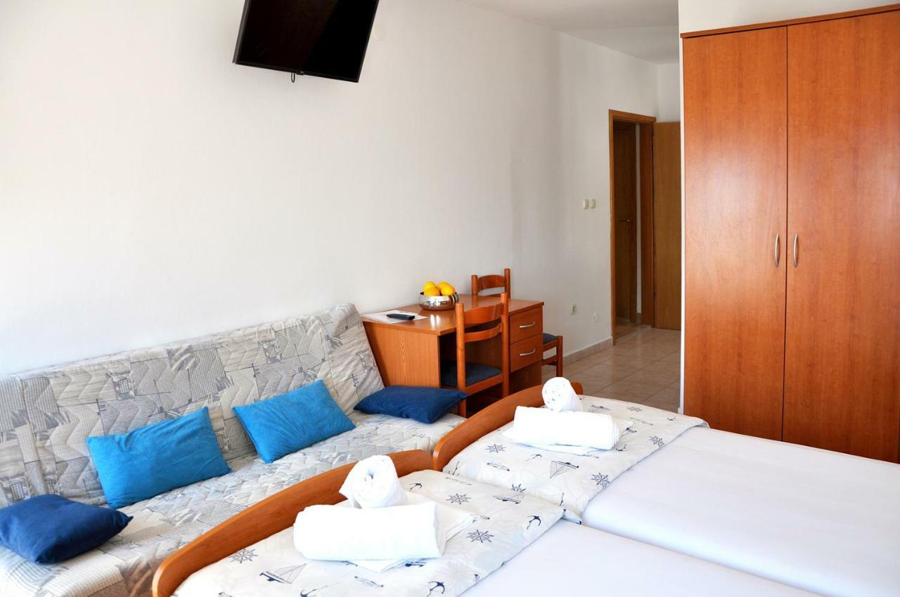 Sunrise Apartments And Studio Apartments Локва Рогозница Екстериор снимка